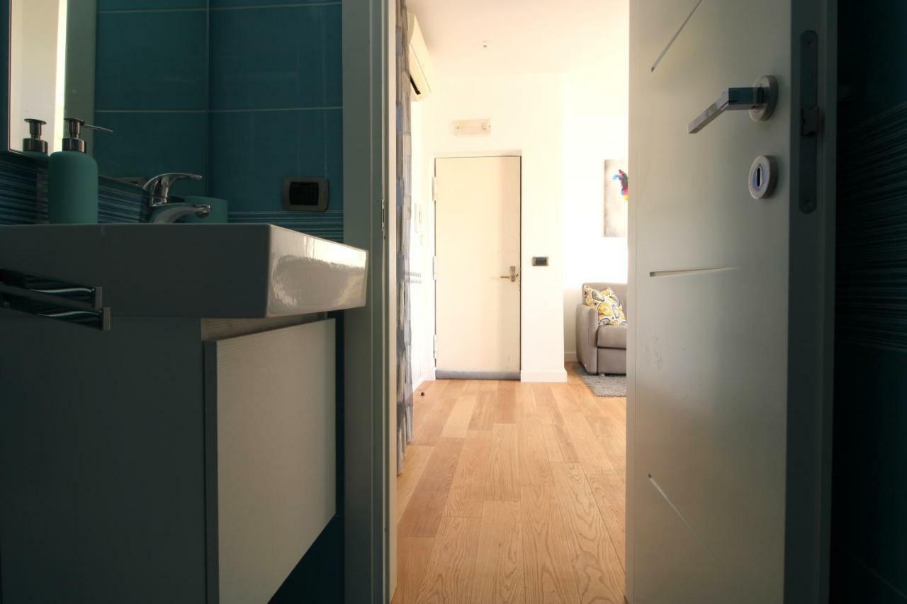 Suite Delicia Apartment - Appartamento Con Terrazza Наполи Екстериор снимка